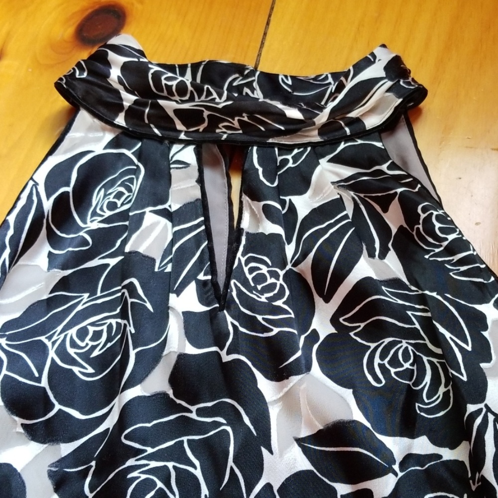 White House Black Market halter top blouse - Picture 3 of 7